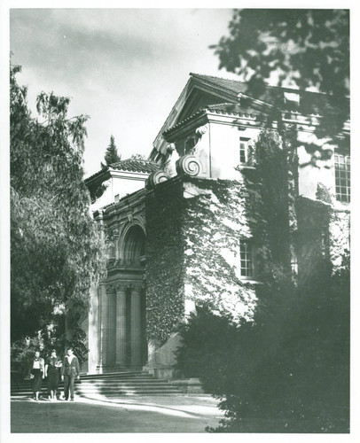 Bridges Hall of Music, Pomona College