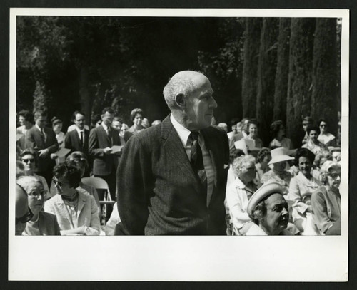 Ted Criley at the Drake Wing Dedication, Scripps College