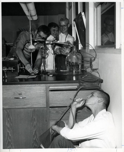 Students drinking alcohol, Harvey Mudd College