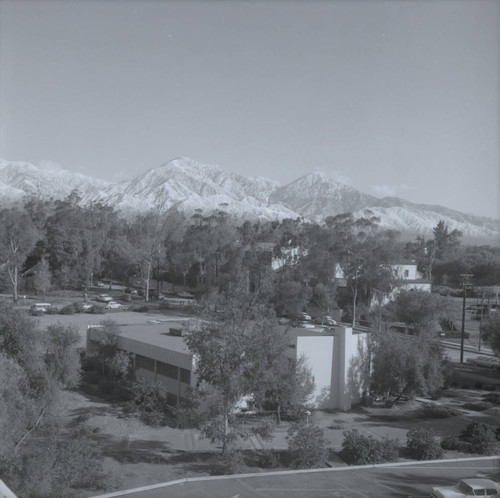 Garrison Theater and Mount Baldy, Scripps College