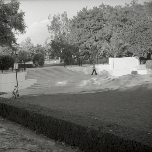 Bowling Green Lawn