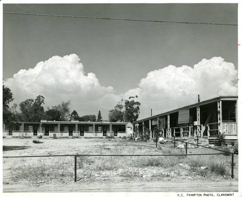 Dormitories for married students, Claremont McKenna College