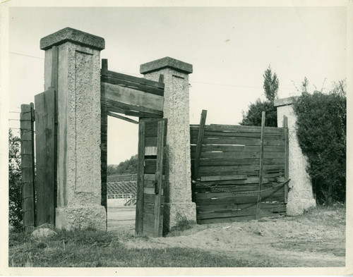 Alumni Field entrance, Pomona College