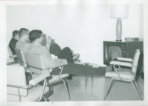 Students watching television, Harvey Mudd College
