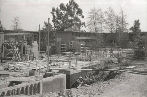 Marks Hall construction, Harvey Mudd College