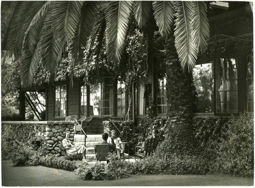 Claremont Inn and people, Pomona College