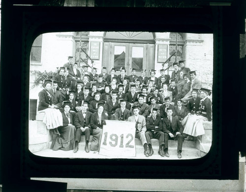 Pomona College class of 1912