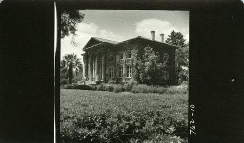 Carnegie Hall, Pomona College