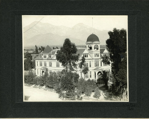 Holmes Hall and mountains, Pomona College