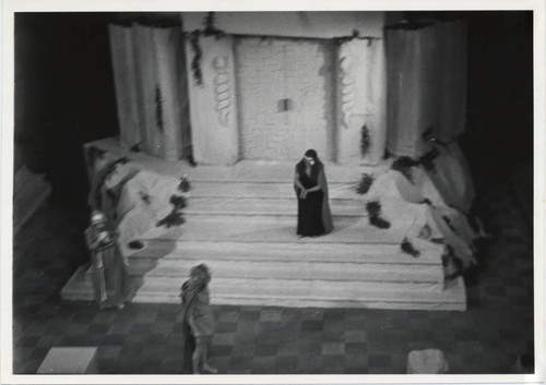 Medea, Scripps College