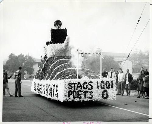 Homecoming float, Harvey Mudd College