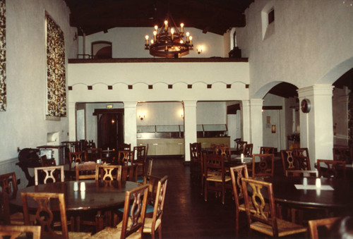 Grace Scripps Clark Hall dining room, Scripps College