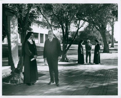 College president and nuns, Claremont McKenna College