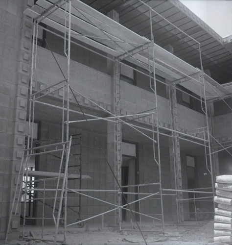 Thomas-Garrett Hall Construction, Harvey Mudd College