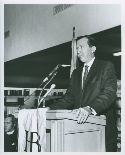 Huntley Bookstore dedication, Claremont University Consortium