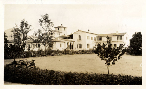 Central Quadrangle and Browning Hall, Scripps College