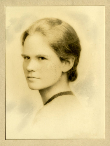 Mollie Clyde Wilson, Scripps College