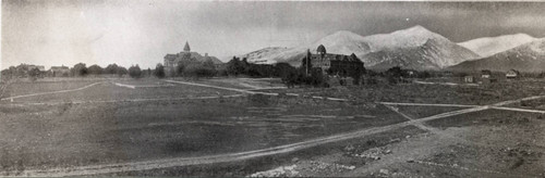 Holmes Hall and Sumner Hall, Pomona College