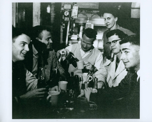 Students drinking, Claremont McKenna College