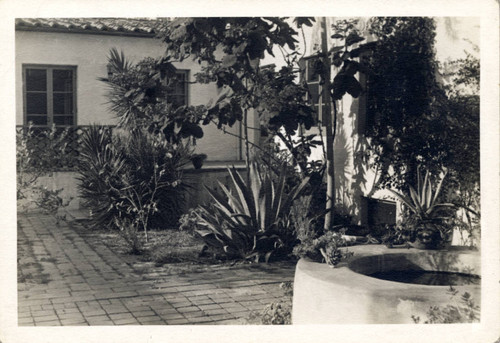 Mexican (Manana) Court, Scripps College