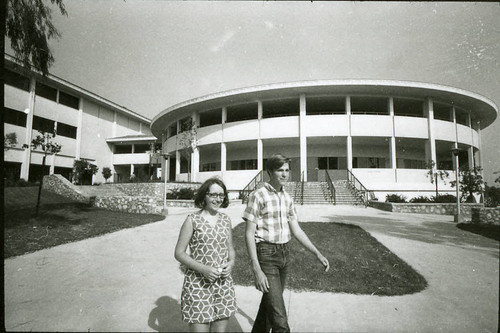 Bauer Center, Claremont McKenna College