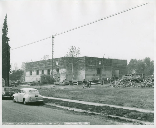 Construction of Honnold Library