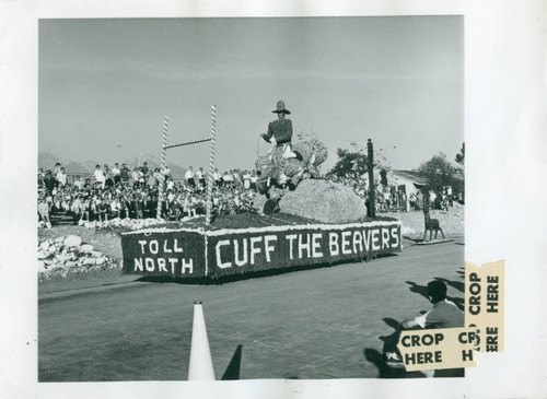 Homecoming float, Harvey Mudd College