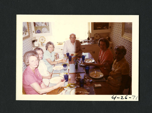 Scripps alumnae from the class of 1931 eating together at a dining table, Scripps College