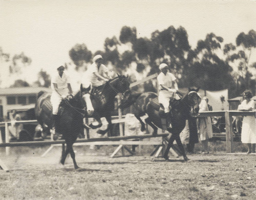 Students on horseback, Scripps College