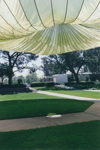 Mudd Quadrangle parachutes, Claremont University Consortium