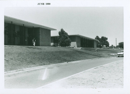 West Hall and Mildred E. Mudd Hall, Harvey Mudd Campus