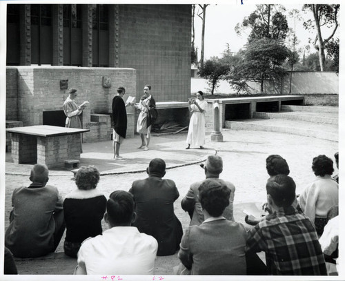 Theatrical production, Harvey Mudd College