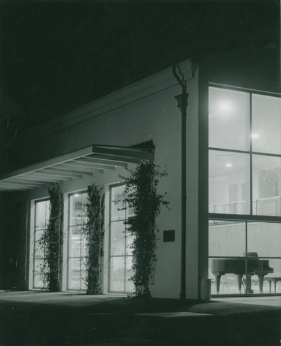 Walker Hall at night, Pomona College