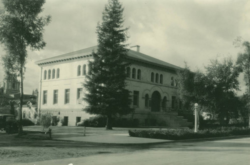 Pearsons Hall, Pomona College