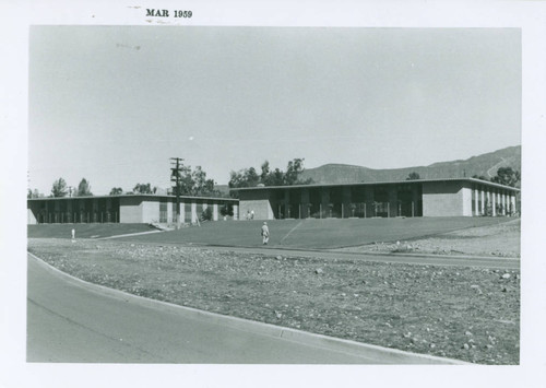 Mildred E. Mudd Hall and West Hall, Harvey Mudd College