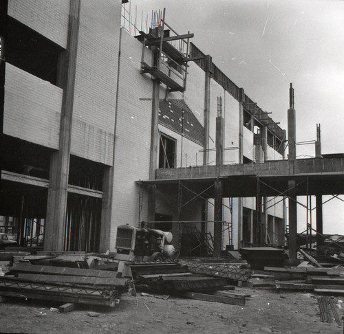 Bauer Center Construction, Claremont McKenna College