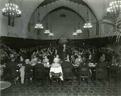 Frary Dining Hall, Pomona College