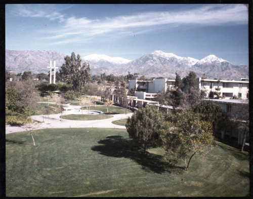 Pellissier Mall, Pitzer College