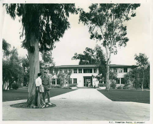 Pitzer Hall, Claremont McKenna College