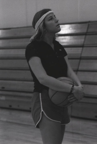 Basketball practice, Scripps College