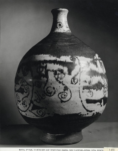 Ceramic bottle, Scripps College