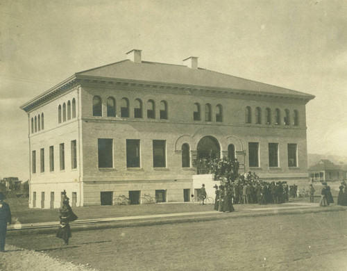 Pearsons Hall, Pomona College