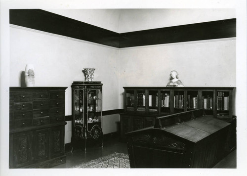 Carnegie Hall Library Westergaard Memorial Art Room, Pomona College