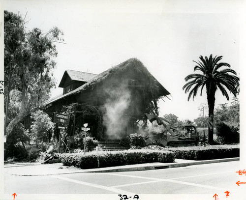 Claremont Inn demolition, Pomona College