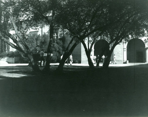 Clark Hall courtyard and Bosbyshell Fountain, Pomona College