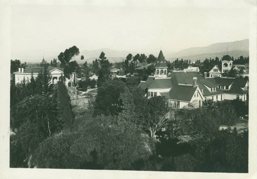 Pomona College campus, Pomona College