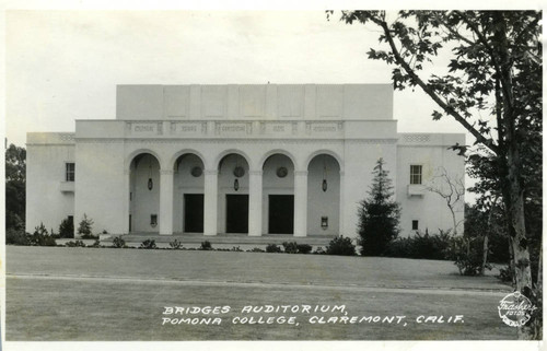 Bridges Auditorium postcard, Claremont University Consortium
