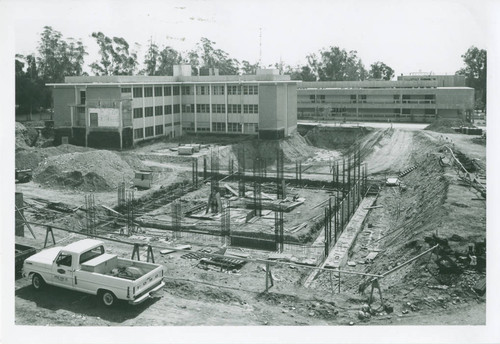 Sprague Library Construction, Harvey Mudd College