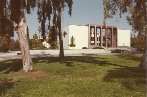 East side of Seeley W. Mudd Library