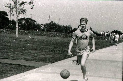 Basketball dribbling, Harvey Mudd College